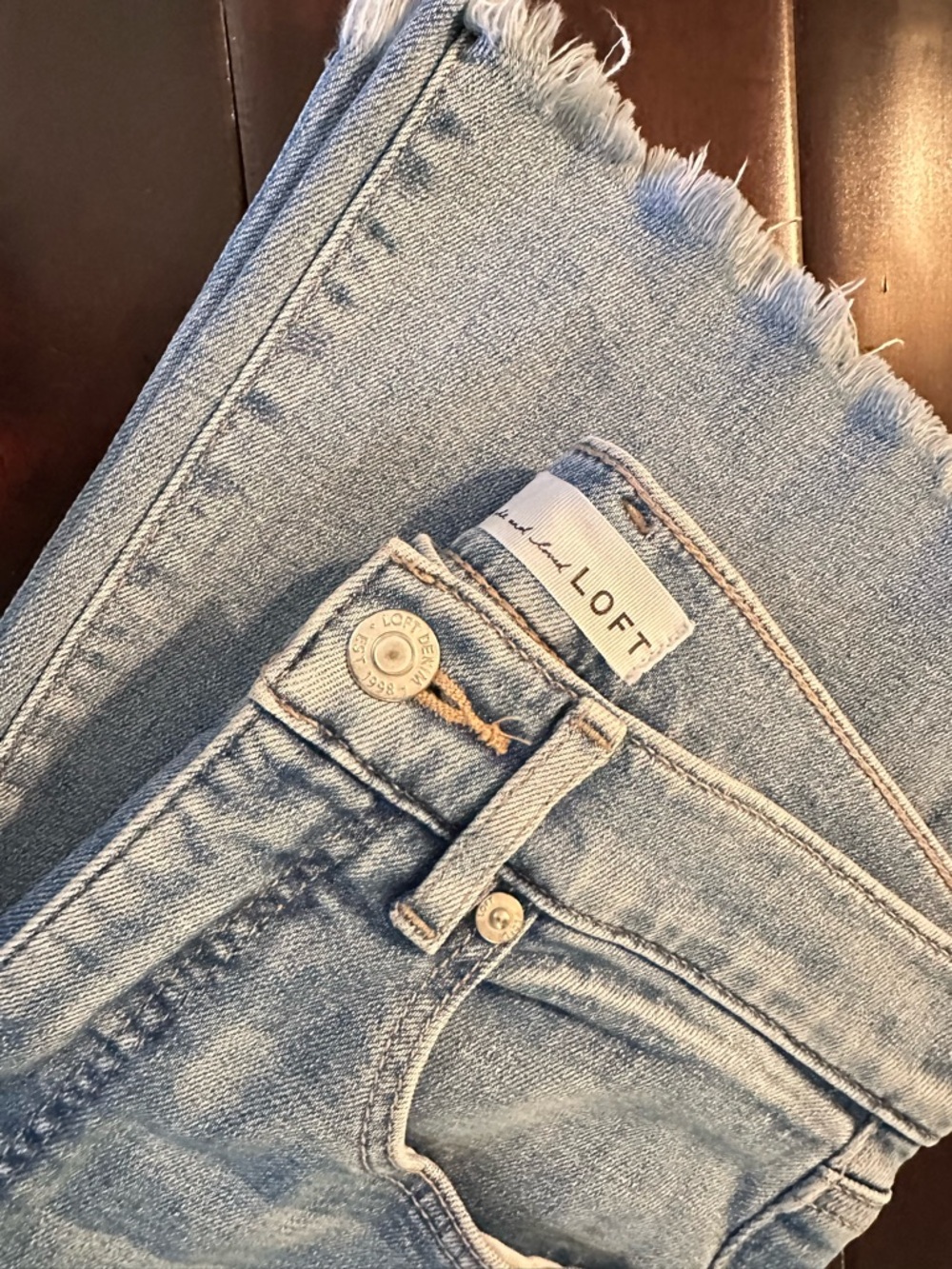 LOFT The Slim Flare Light Blue Frayed Hem Ankle Jeans Size 25